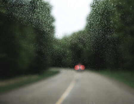 City Experiences Mixed Weather as Heavy Rain and Light Showers Sweep Through || Elevaredailynexus